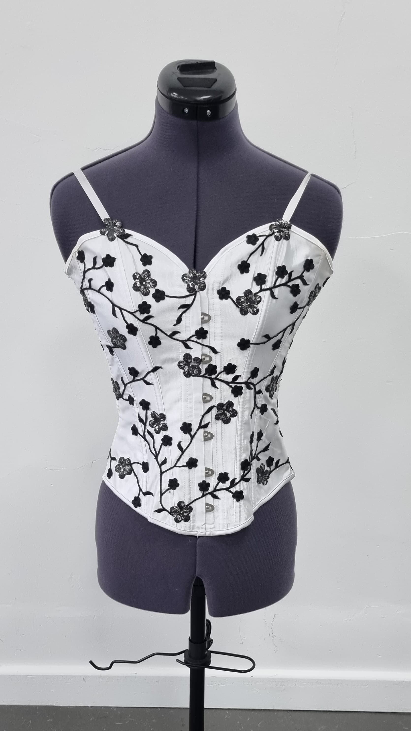 Floral White Corset thumbnail 2