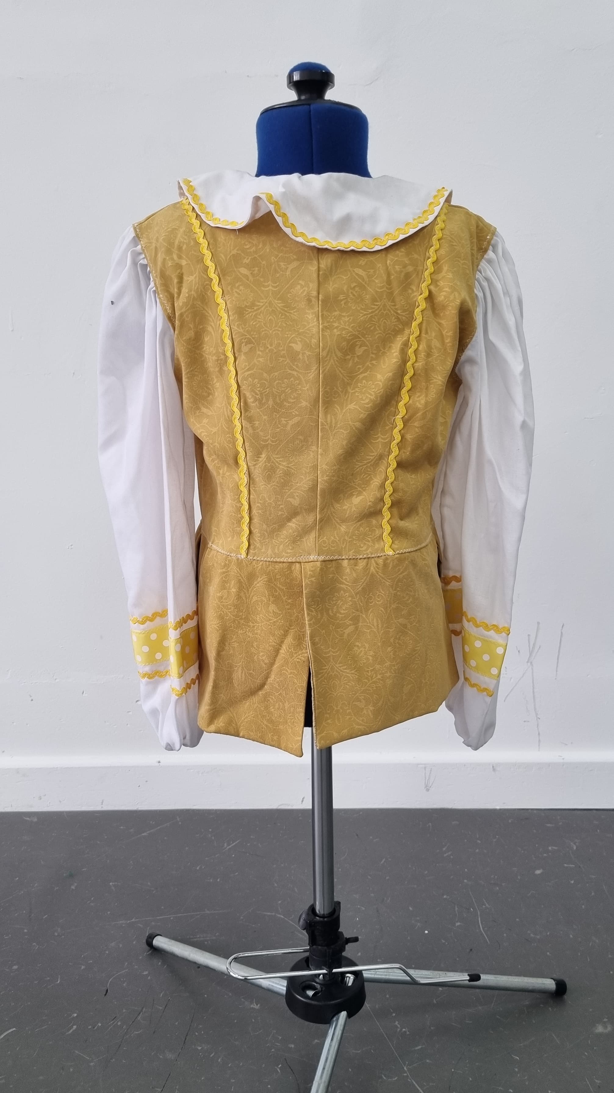 Villager Shirt with Puff sleeve  thumbnail 3