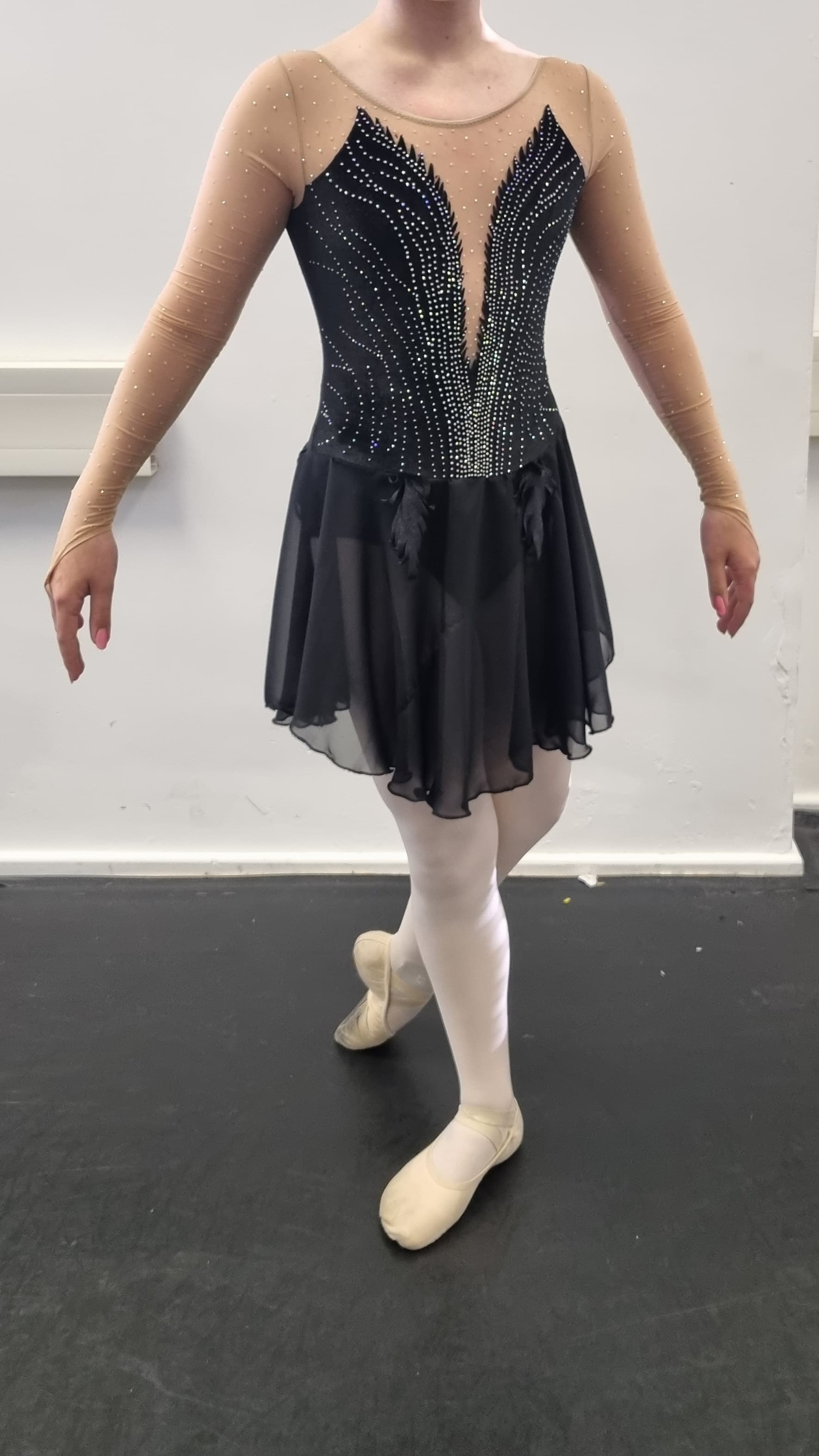 Swan Dress (Black & White) thumbnail 2