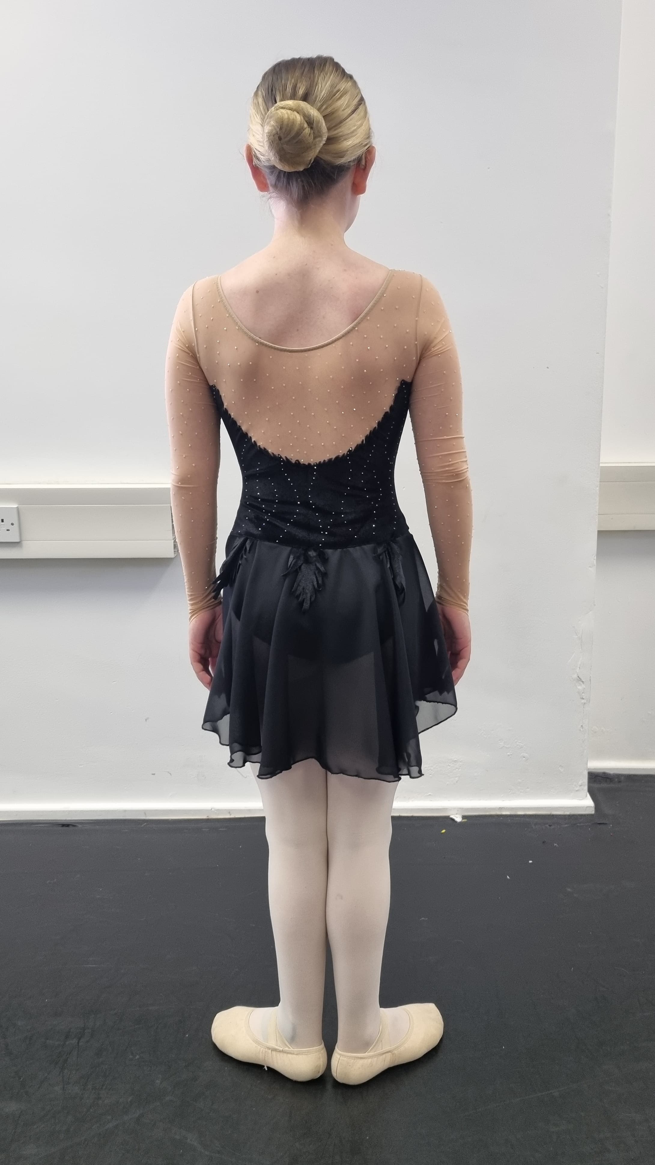 Swan Dress (Black & White) thumbnail 4