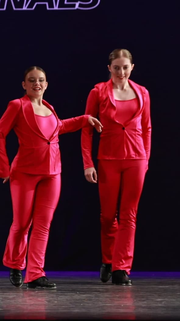 Beggin' Weissman Hot Pink Suit thumbnail 2