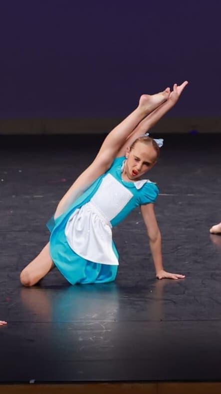 Alice in Wonderland Blue Dress thumbnail 2