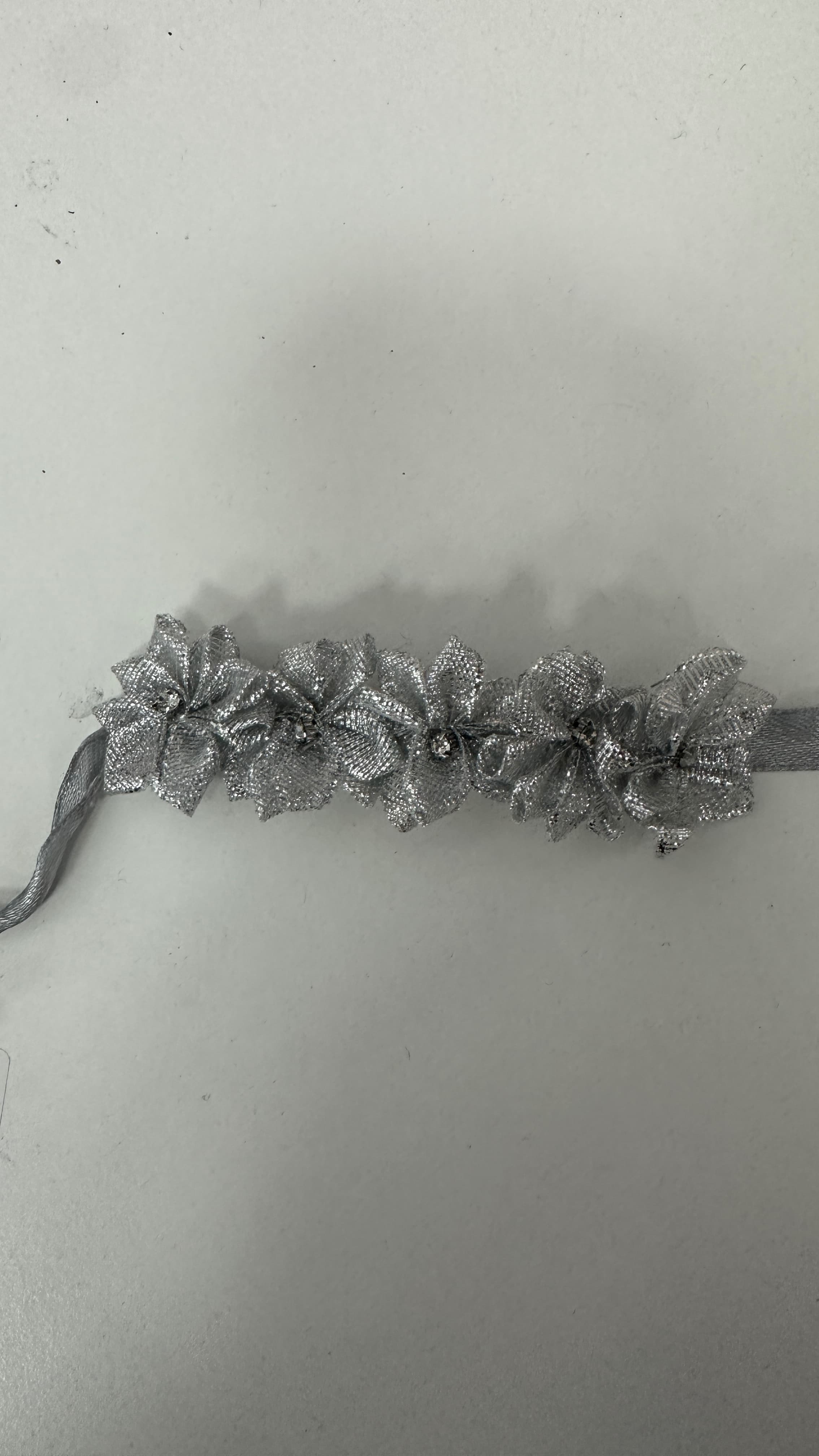 Silver Flower Bunwrap - Image 1