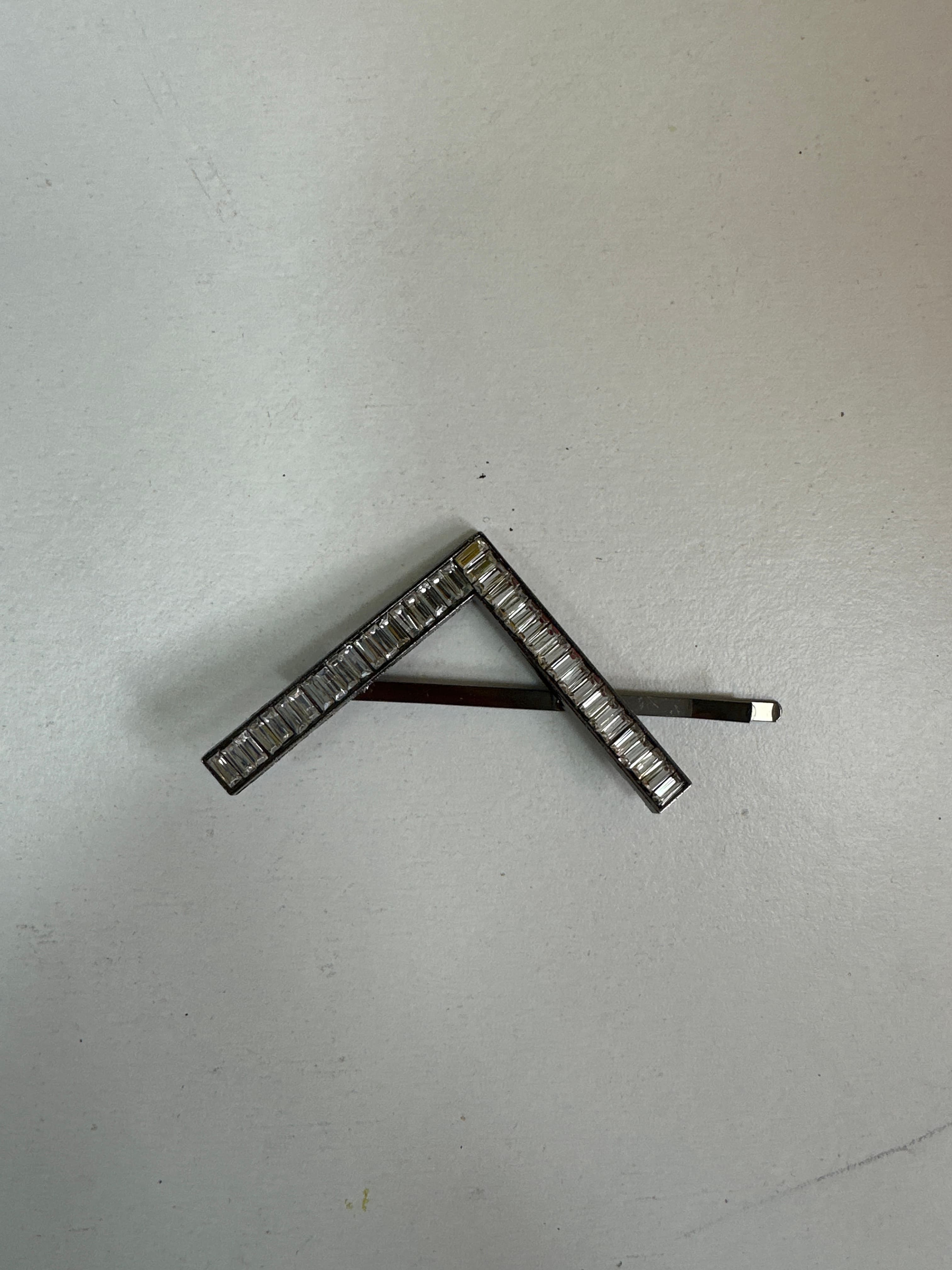 Silver Triangle Hair Clip - Image 1