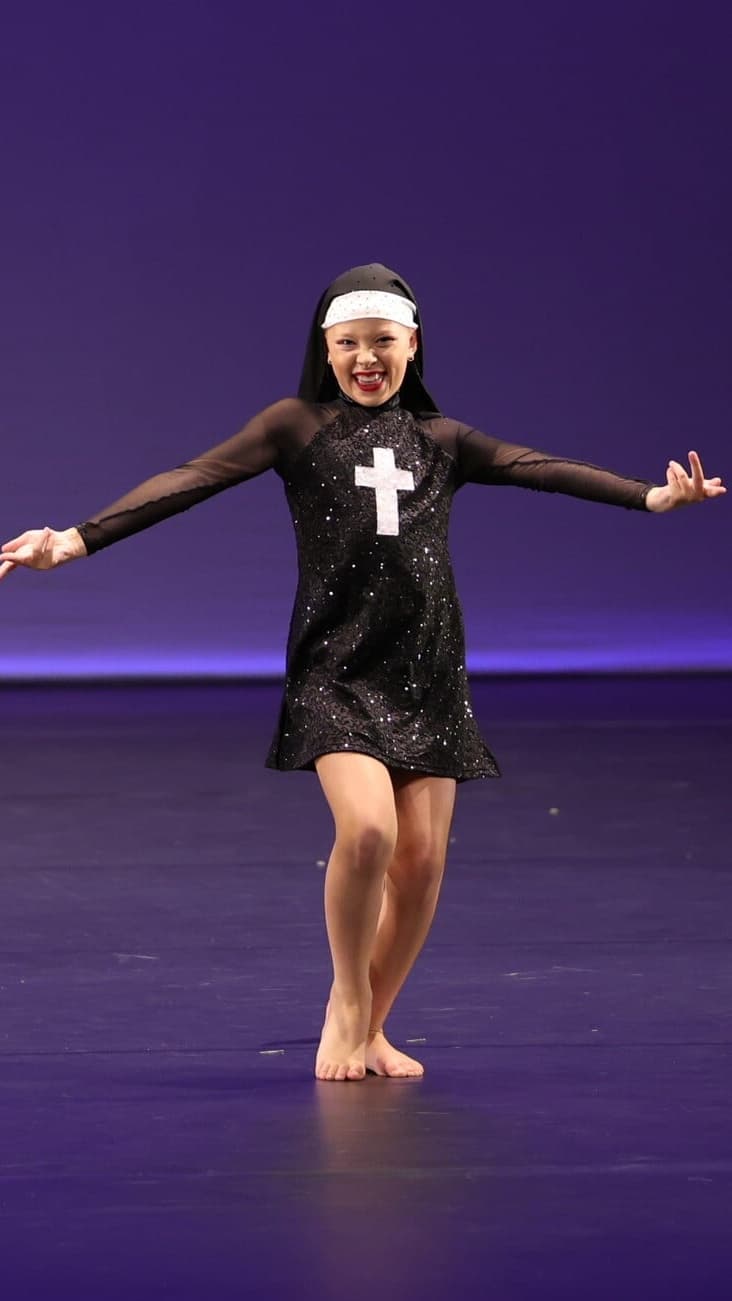 Weissman Sister Act Nun Dress & Headpiece - Image 1