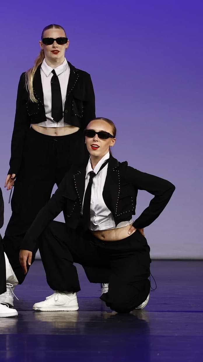 Charlies Angels Black Elastic Tie - Image 1